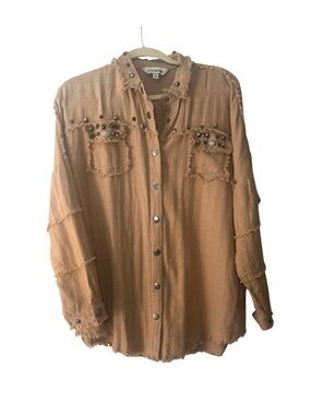 DAVI & DANI Tan Frayed Stud-Trim Button/snap -Down Shirt Size M
